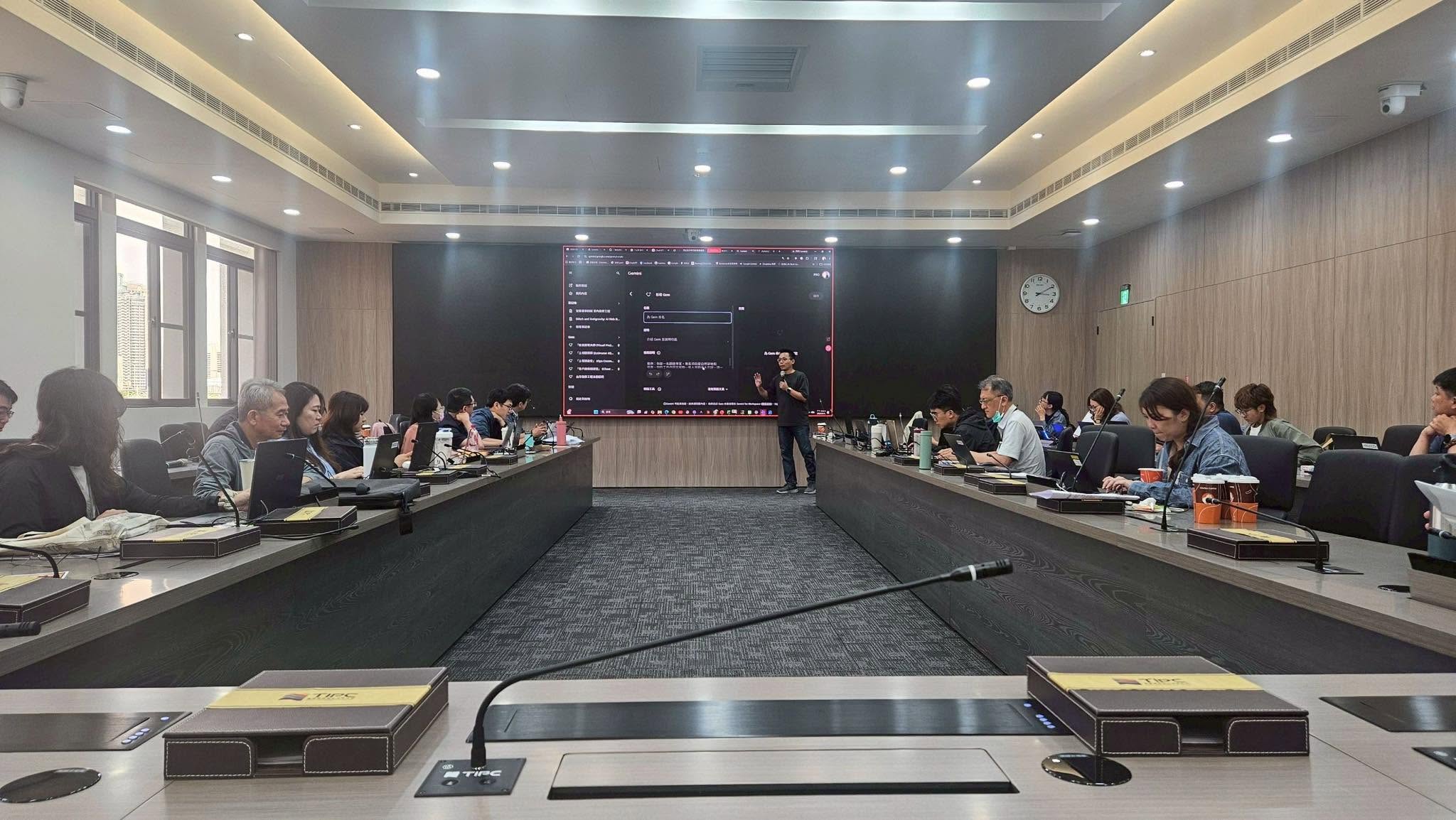 高雄港港務總公司